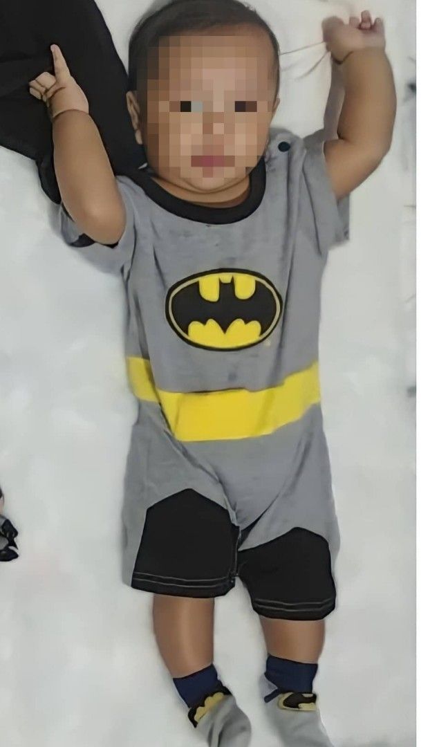 Batman Costume (Category: Babies & Kids Fashion) located in Manila. Submitted by lyn41321 (Listing ID 1320959645, Image 1). Description: Batman Costume.