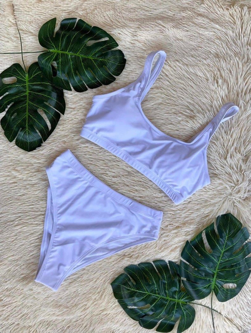 BRANDNEW SWIMSUIT (Category: Bikinis & Swimsuits) located in Surigao. Submitted by chip_munk (Listing ID 1321101160, Image 1). Description: Brandnew swimsuit S, M, L available 79-149 pesos only.