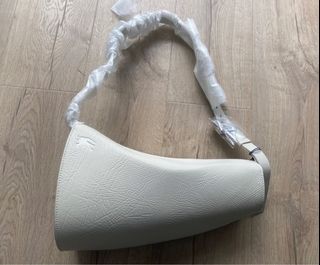 （分類：）位於 。 由 may.chan 提交（商品編號 1321057263，圖片 1）。簡介： 。