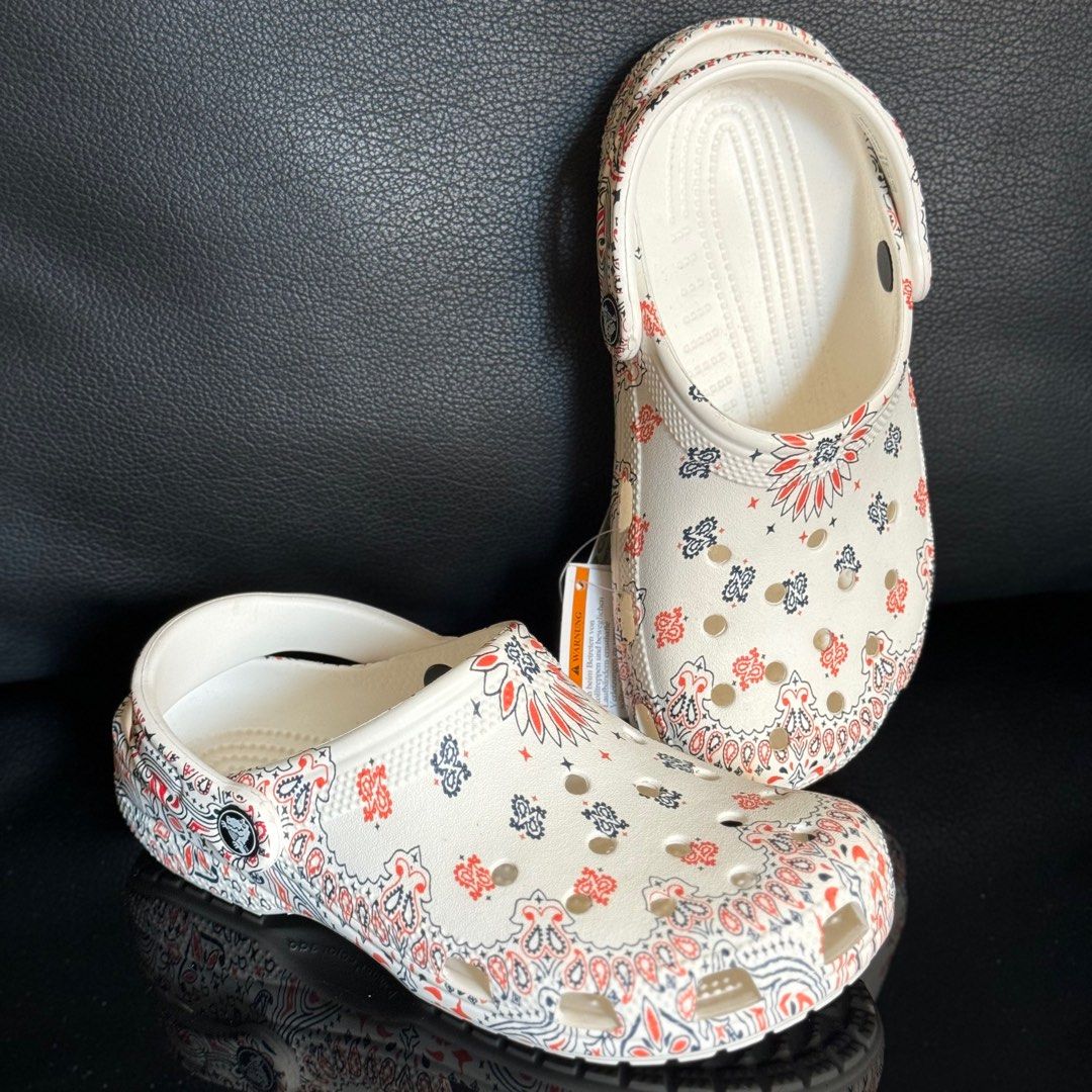 Yellow bandana crocs cheap