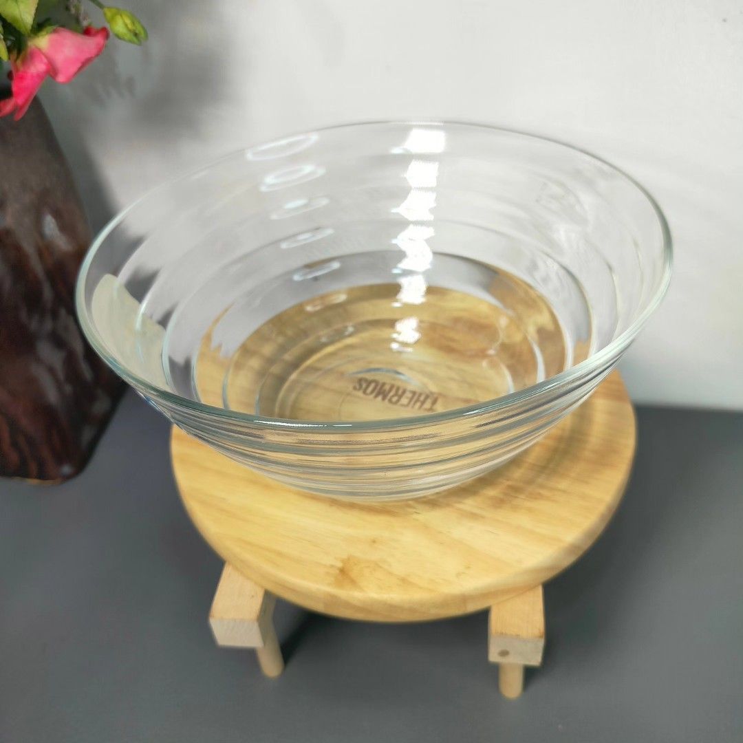 DURALEX MIXING BOWL (Category: Dinnerware & Cutlery) located in Baao. Submitted by all.things.japan (Listing ID 1321127535, Image 3). Description: DURALEX MIXING BOWL ✅ VGC ✅ Brand New with Sticker ✅ Embossed floral design Dimensions (in inches): 8.0 (D) x 3.25 (H) P210.00 plus Sf MOP: GCash/PNB/LBP/Palawanpay/Seabank Location: BICOL (Baao, Camarines Sur) Please note that colors may vary due to lighting condition and camera settings. #oriental #j