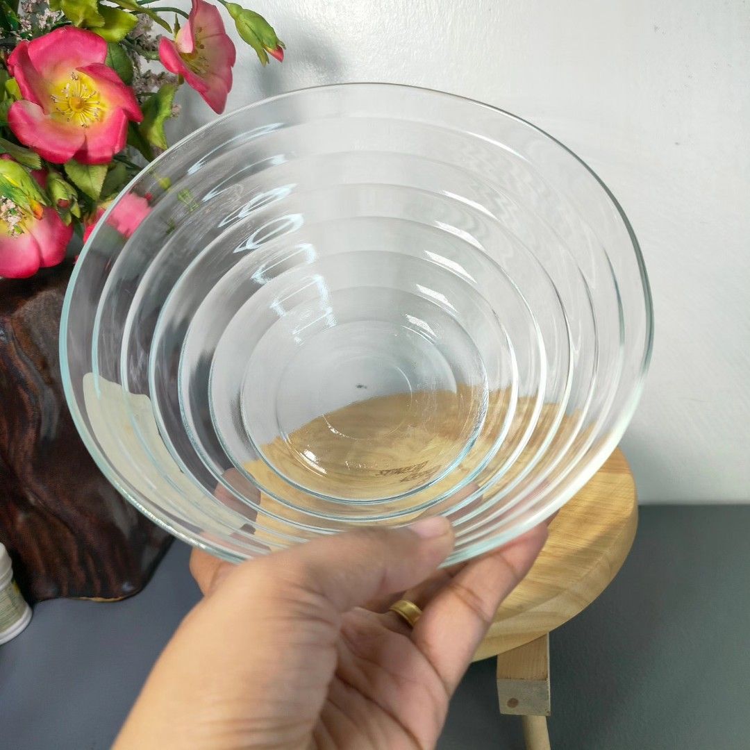 DURALEX MIXING BOWL (Category: Dinnerware & Cutlery) located in Baao. Submitted by all.things.japan (Listing ID 1321127535, Image 2). Description: DURALEX MIXING BOWL ✅ VGC ✅ Brand New with Sticker ✅ Embossed floral design Dimensions (in inches): 8.0 (D) x 3.25 (H) P210.00 plus Sf MOP: GCash/PNB/LBP/Palawanpay/Seabank Location: BICOL (Baao, Camarines Sur) Please note that colors may vary due to lighting condition and camera settings. #oriental #j