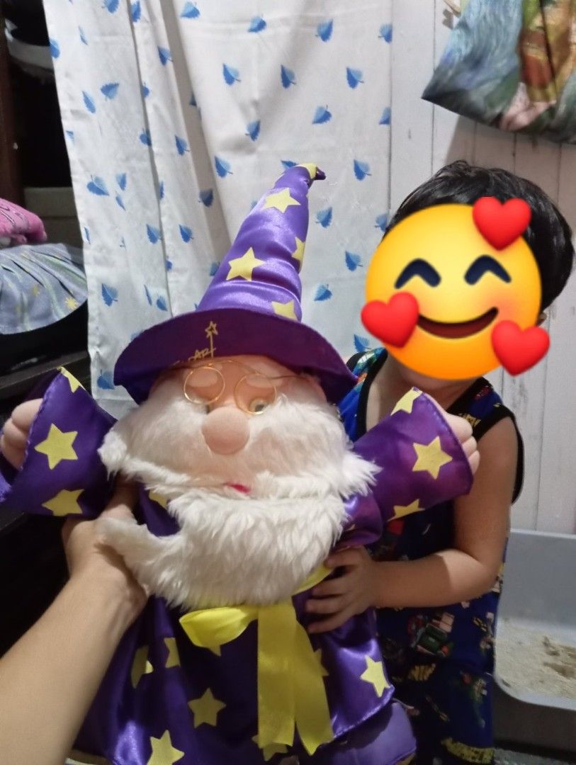 Eldar Plush Enchanted Kingdom (Category: Plushies & Soft Toys) located in Caloocan City. Submitted by thebargainph (Listing ID 1321084005, Image 2). Description: COLLECTIBLE Eldar the Wizard from Enchanted Kingdom Like New - niregalo lang po sakin Large Size - see second picture for comparison. MOP: Gcash MOD: Lalamove or JNT.