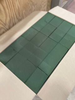 (Category: ) located in . Submitted by TableTopGarden (Listing ID 1320957108, Image 1). Description: .