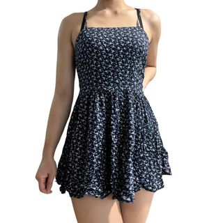 (Category: ) located in . Submitted by coolratedcloset (Listing ID 1321060830, Image 1). Description: .