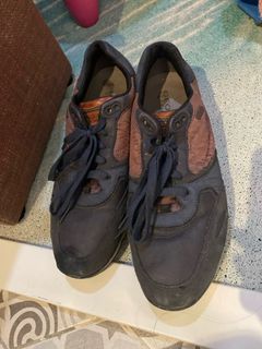 （分類：）位於 。 由 share.preloved 提交（商品編號 1321037751，圖片 1）。簡介： 。