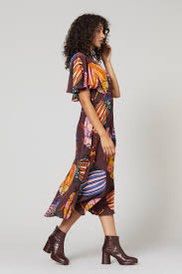 Gorman Beetle Juice Print Silk Dress Flutter Sleeves Midi Button Down Dress Women s Fashion Dresses Sets Dresses on Carousell
