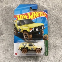 Hot Wheels Range Rover Classic Kuning (Mud Studs 2022), Toys ...