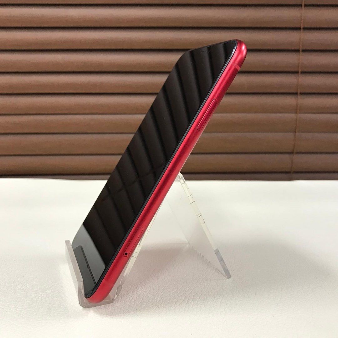 iPhone 11 256gb (Category: iPhone 11 Series) located in Manila. Submitted by TekiCashGadgetsph (Listing ID 1321018291, Image 3). Description: (FU) Open-line, any sim working (worldwide) - Guaranteed original iPhone not fake/copy accessories with box Secondhand Good as new not abused! Presentable •Original Lcd • no issue hidden issues • clean apple id / iCloud id • Good batthealth • Good cam front/back • Good Performance • Working face id • Good u