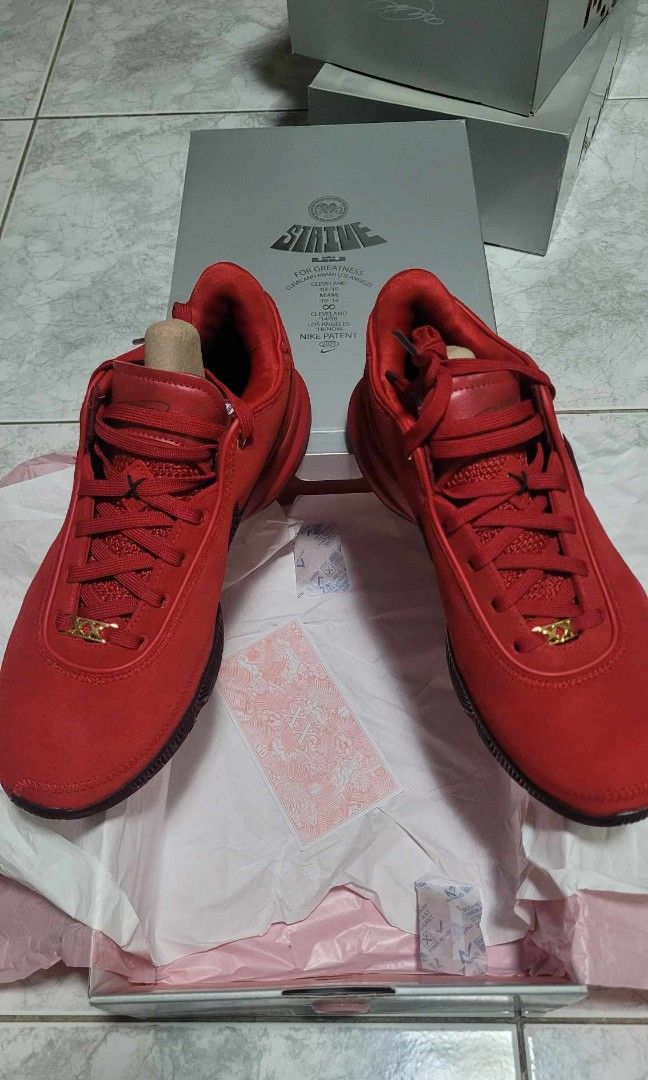 Lebron 20 "Liverpool" (Category: Sneakers) located in Quezon, Isabela. Submitted by hexolaez (Listing ID 1321031922, Image 3). Description: Brand New | Original Location 📍 Isabela.