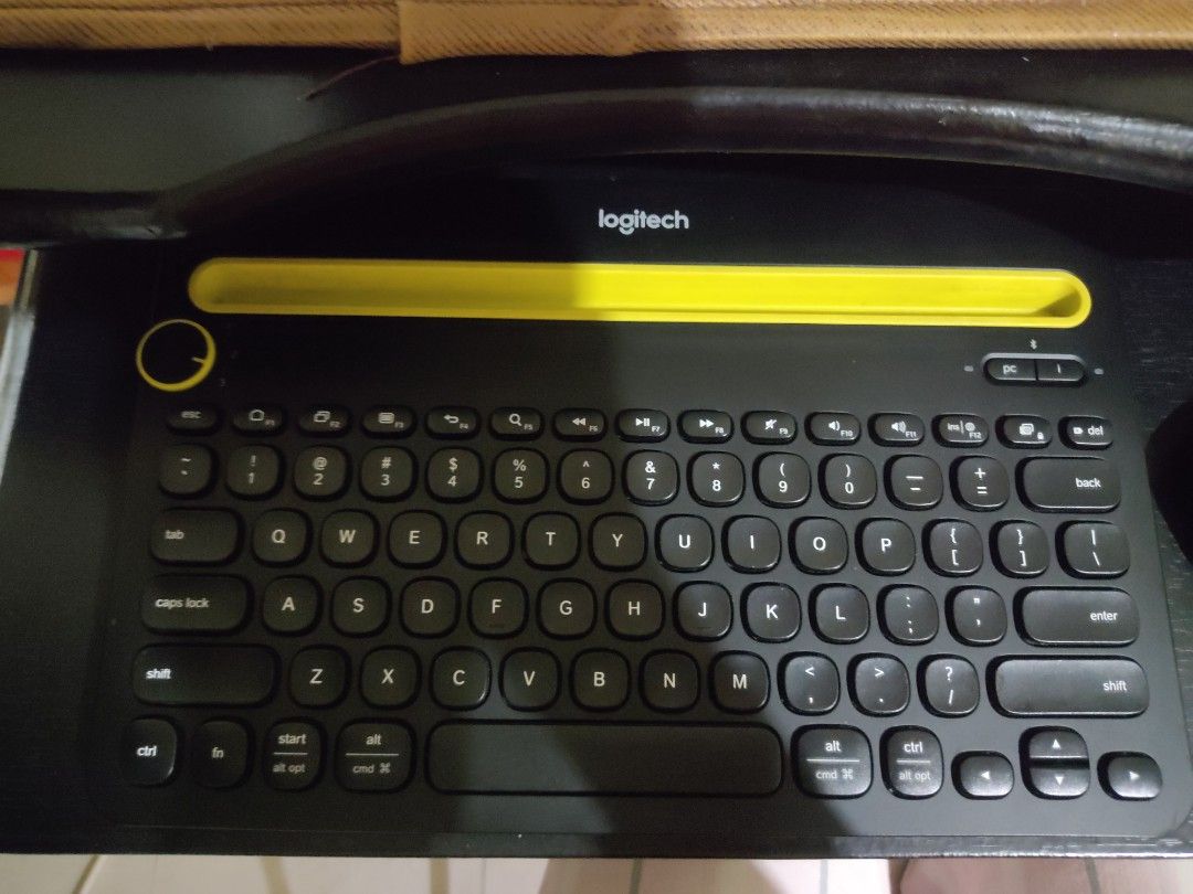 Logitech Multi-Device Bluetooth Keyboard K480 (Category: Computer Keyboard) located in Mabalacat. Submitted by regardlessk (Listing ID 1321061610, Image 1). Description: FOR SALE K480 Bluetooth Multi-Device Keyboard K480 is a comfortable and space-saving multi-device keyboard that brings better typing to your laptop, tablet or phone. With impressive durability and long battery life, this tightly designed is what everyone needs to multi-task and g