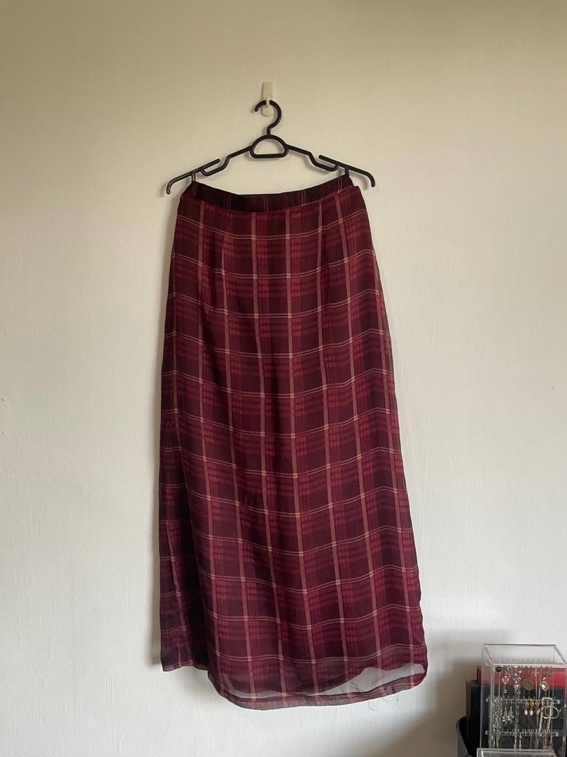 Maroon gingham skirt shop
