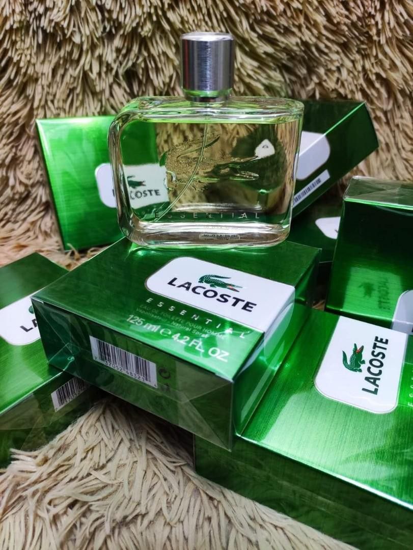Lacoste essential pour homme 2025