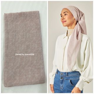 (Category: ) located in . Submitted by liyana9356 (Listing ID 1321048569, Image 1). Description: .