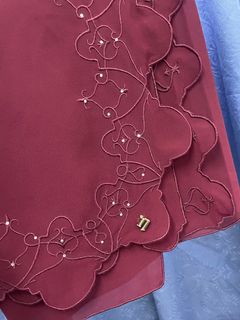 (Category: ) located in . Submitted by shopwithaidaa (Listing ID 1321060770, Image 1). Description: .