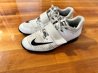 (分類:)位於 。 由 maisongardenlove 提交(商品編號 1320996131,圖片 1)。簡介: 。