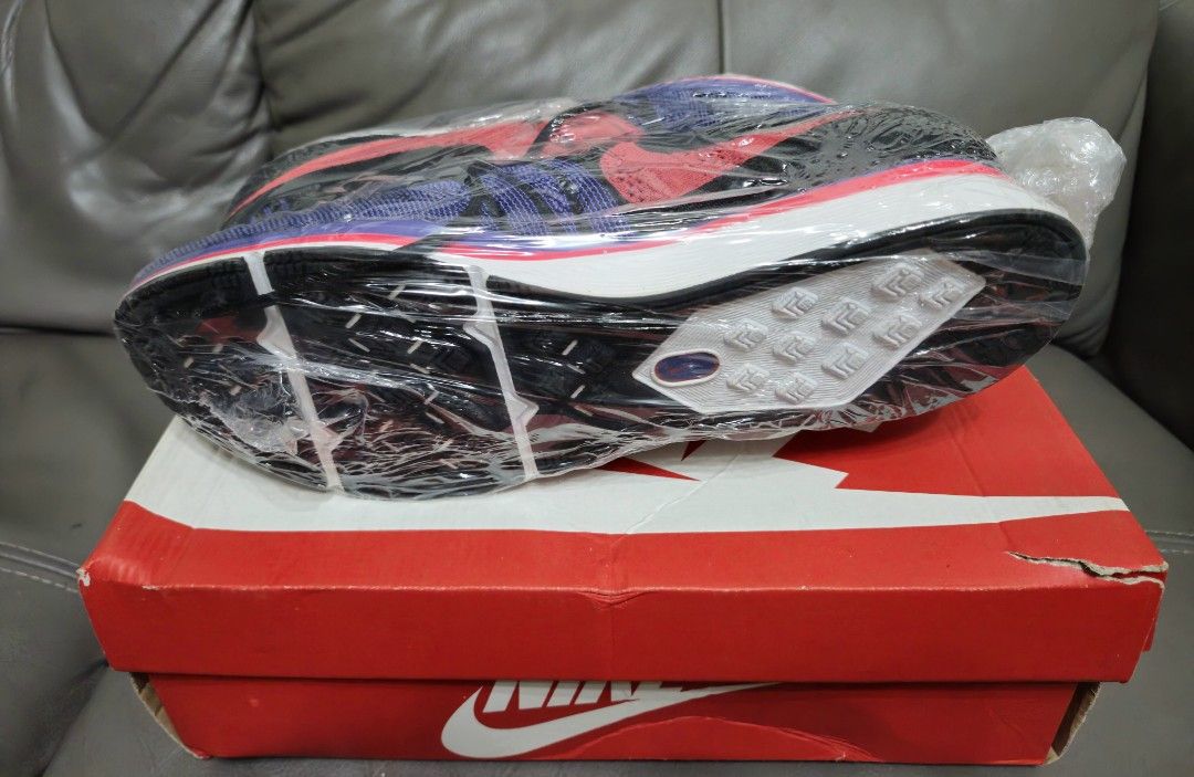 Nike Flyknit Trainer Black Siren Red White Carousell