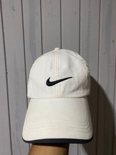 (Category: ) located in . Submitted by sideonethriftstore (Listing ID 1321106137, Image 1). Description: .