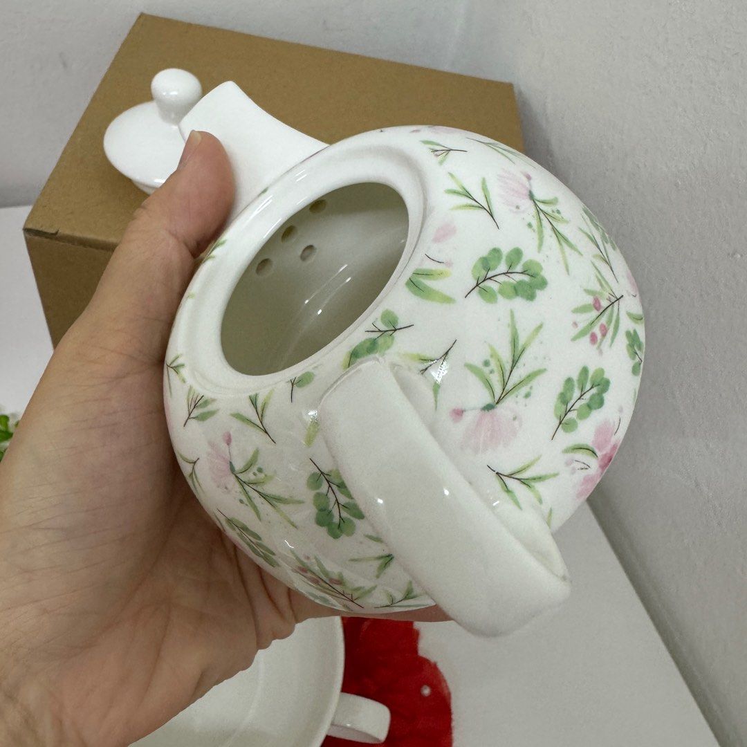 Tea Pot Raya One Utama 2024 Raya collection Teapot_ Flower Tea cup, Furniture & Home ...