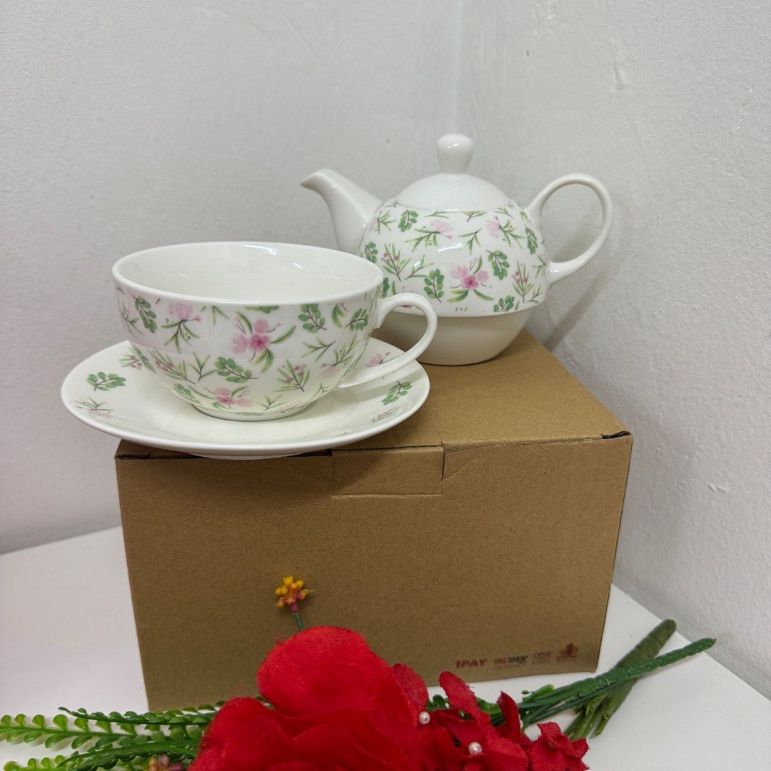 Tea Pot Raya One Utama 2024 Raya collection Teapot_ Flower Tea cup, Furniture & Home ...