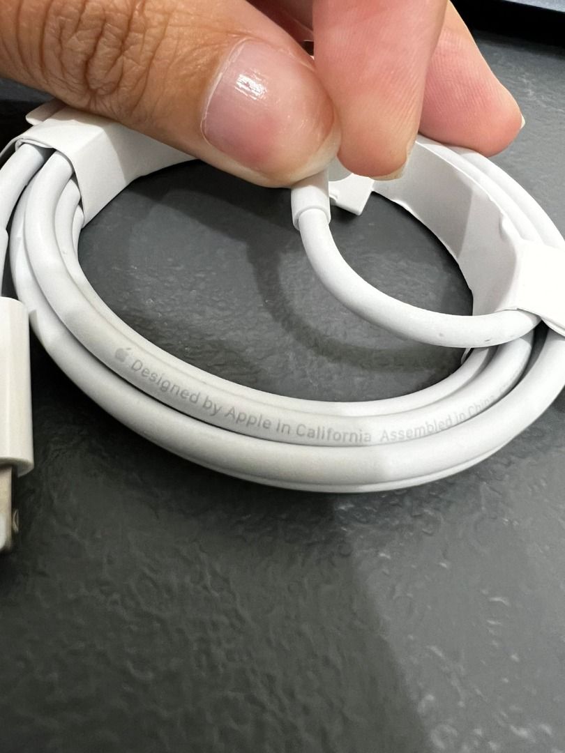 ORIGINAL Apple Charger Cord - Lightning Cable (1m) USB C (Category: Chargers & Cables) located in Mandaluyong City. Submitted by kentrobert96807 (Listing ID 1321050315, Image 2). Description: Never been used.