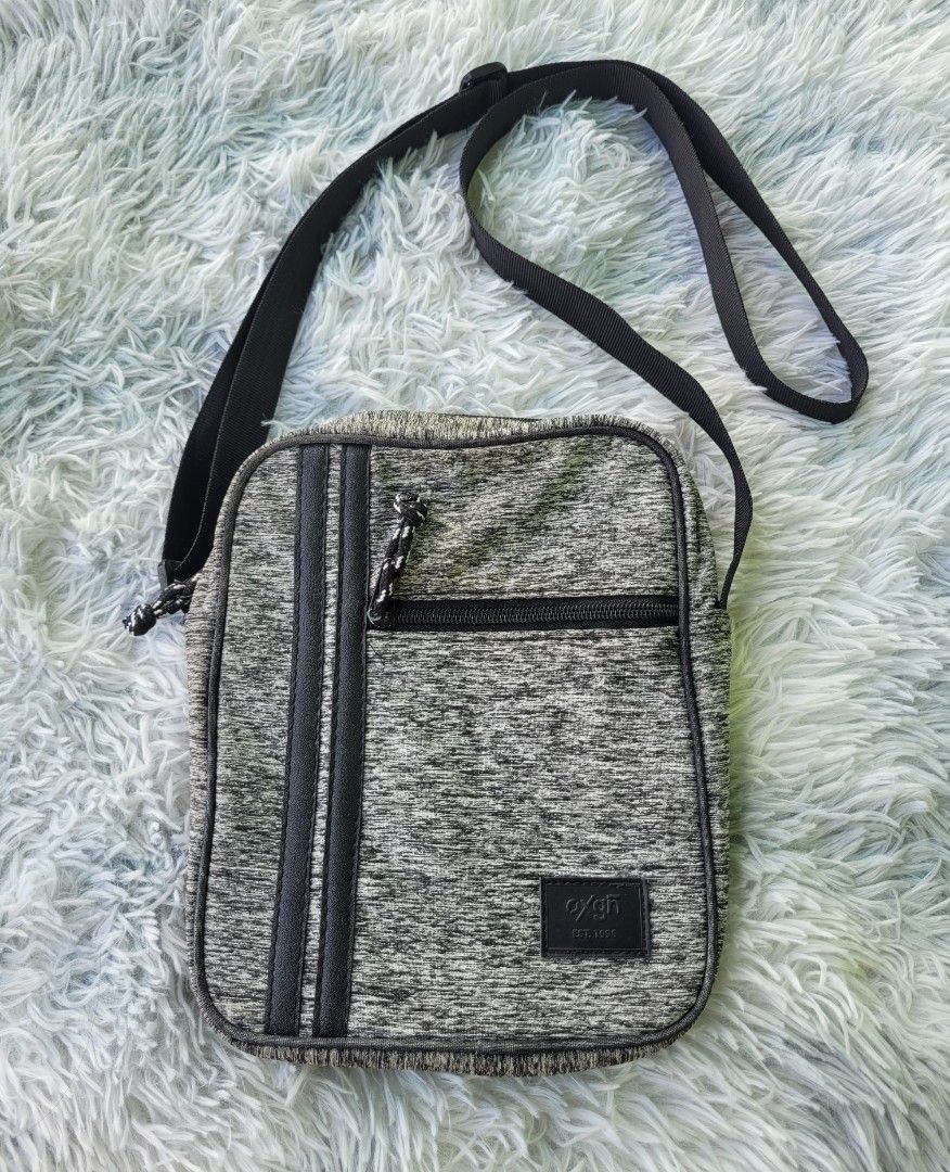 Oxygen Sling Bag Men s Fashion Bags Sling Bags on Carousell