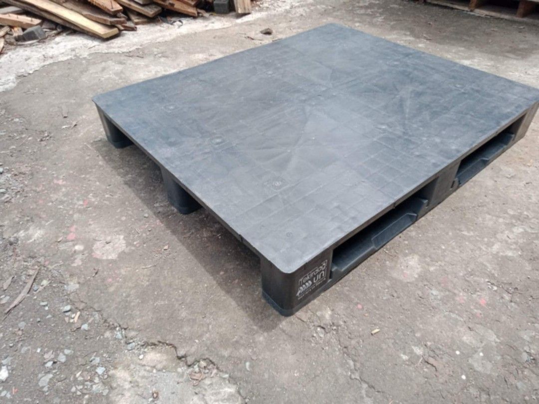 Plastic pallet (Category: Industrial Equipment) located in Caloocan City. Submitted by lizamachad65865 (Listing ID 1321123892, Image 1). Description: FS, plastic &wood pallet direct supplier here for those interested kindly pm us!!.
