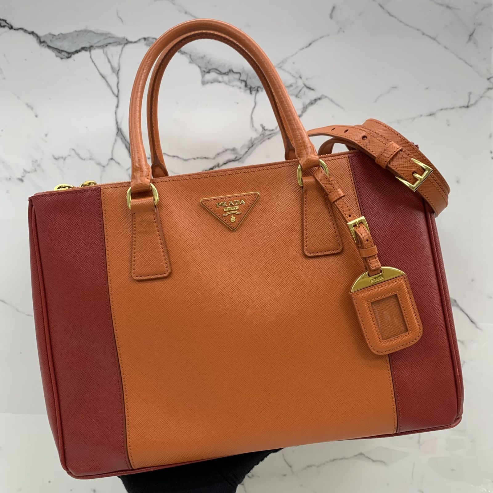 PRADA SAFFIANO LUX B2274C 2WAYバッグ PRADA SAFFIANO LUX B2274C 2WAYバッグ 【公式通販】