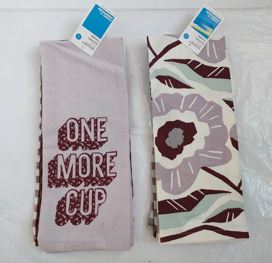 RE Room Essentials Kitchen Hand Towel 2 Pack Assorted Furniture Home Living Kitchenware Tableware Towels Napkins Holders on Carousell