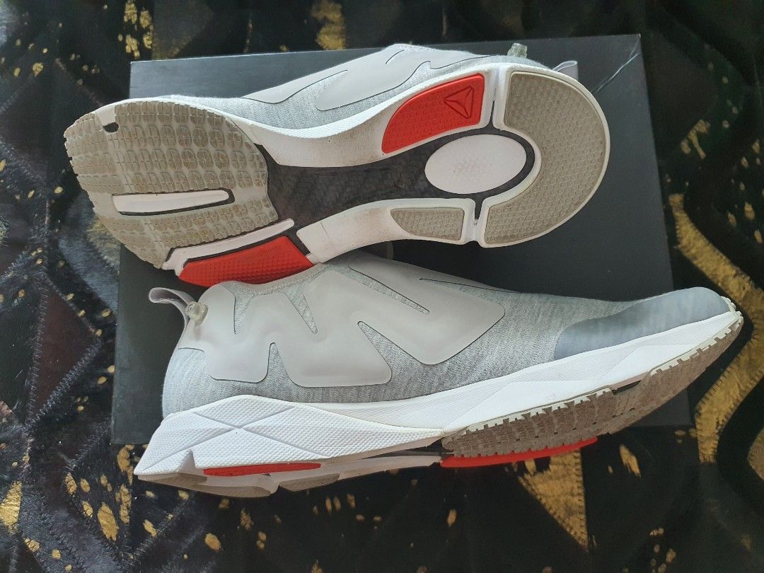 Avis reebok pump new arrivals