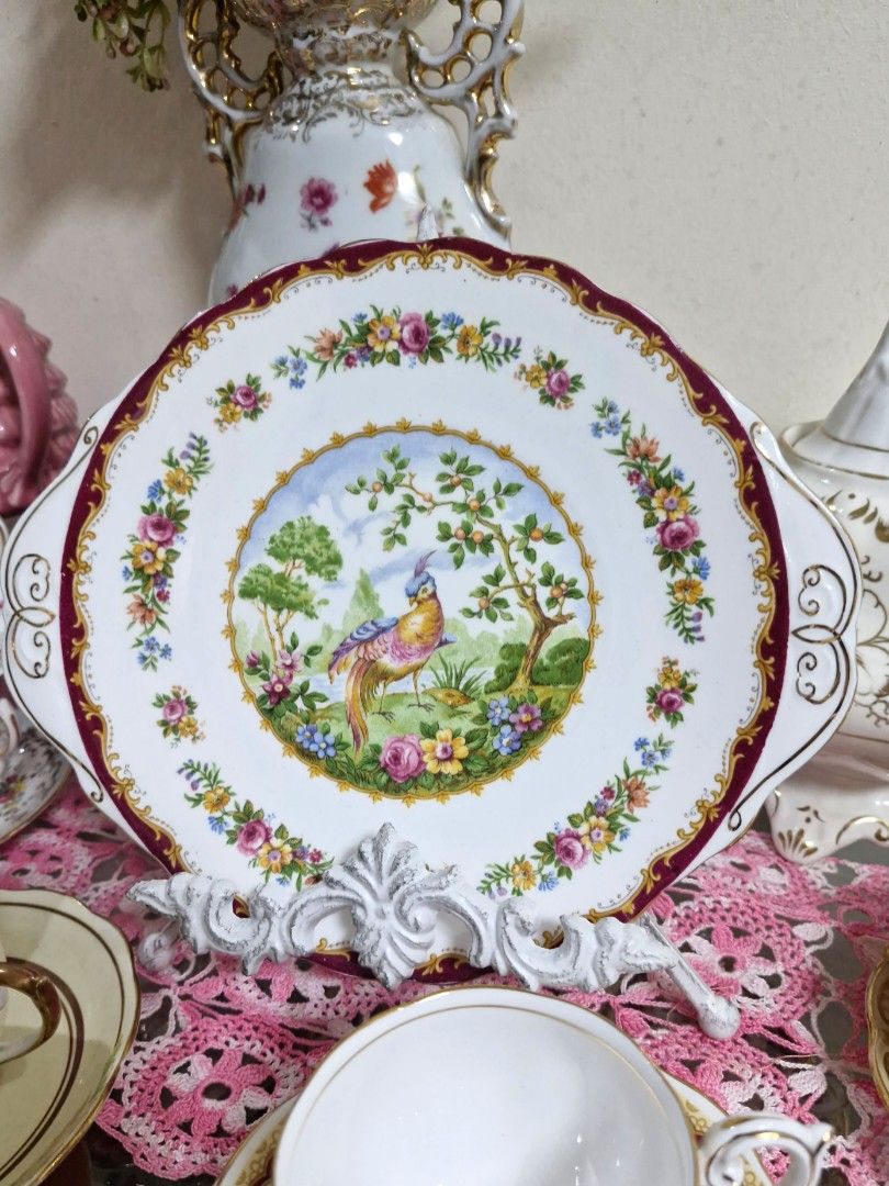 Royal Albert Cream and Sugar Chelsea Bird (DEB)