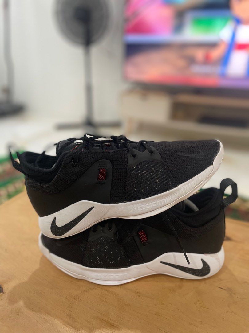Sepatu Basket NIKE PG 2 Paul George PG2 Taurus Black White Hitam Putih Fesyen Pria Sepatu Sneakers di Carousell