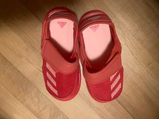 （分類：）位於 。 由 helloshesheshe 提交（商品編號 1321058435，圖片 1）。簡介： 。