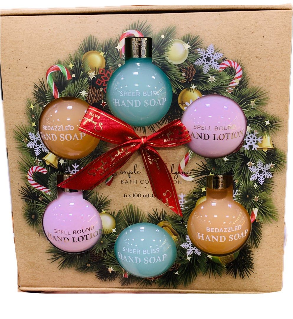 SIMPLE INDULGENCE BATH SET MISTLETOE (Category: Bath) located in Imus. Submitted by foodhaveit24 (Listing ID 1320965289, Image 1). Description: .