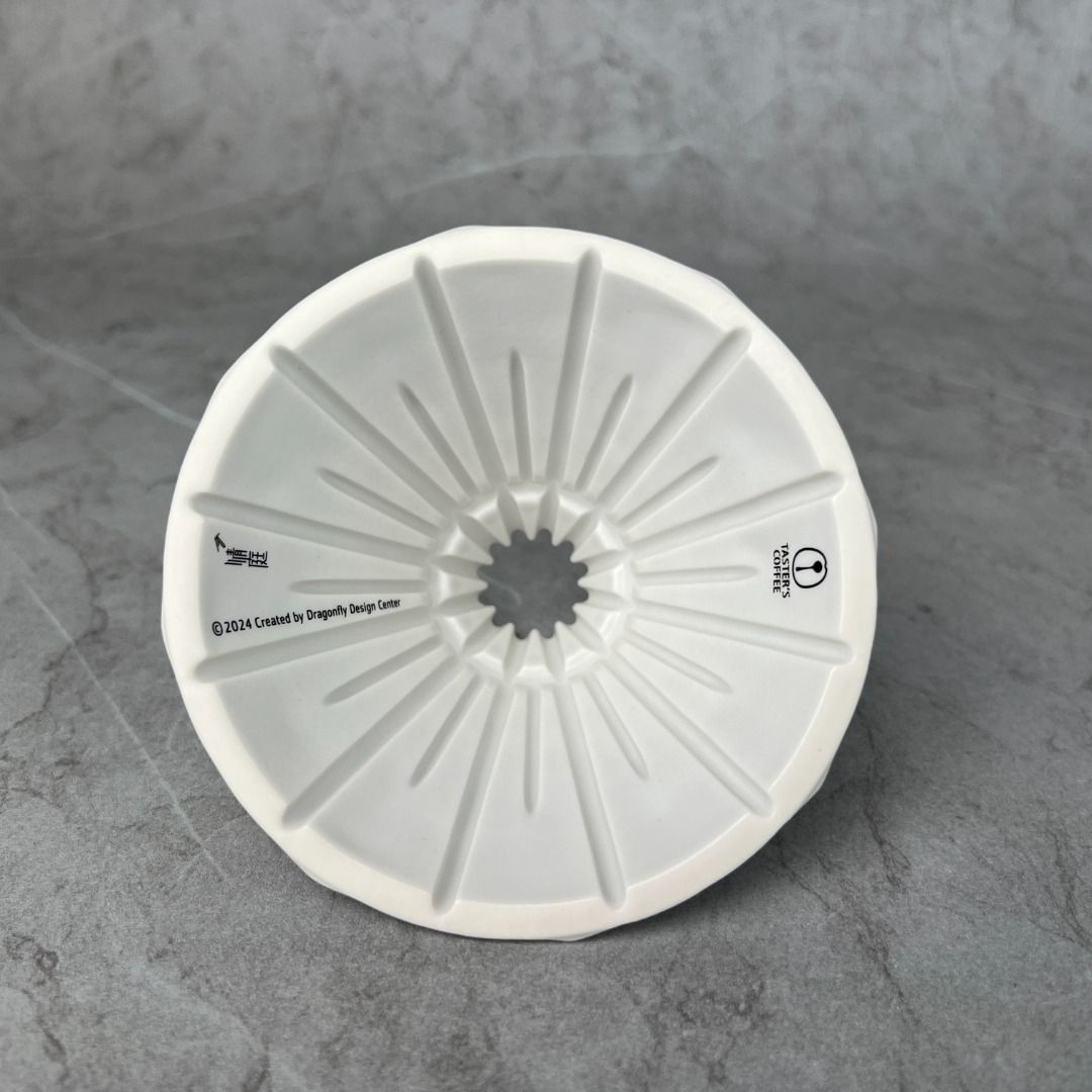 CT62 Coffee Dripper 読み込め White