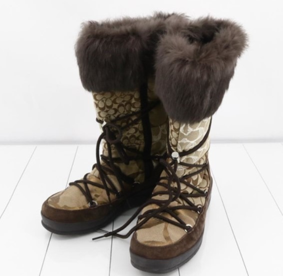 THP Coach Heel 4 Brown Fur Snow Boots Size 37.5 Women s Fashion Footwear Boots on Carousell