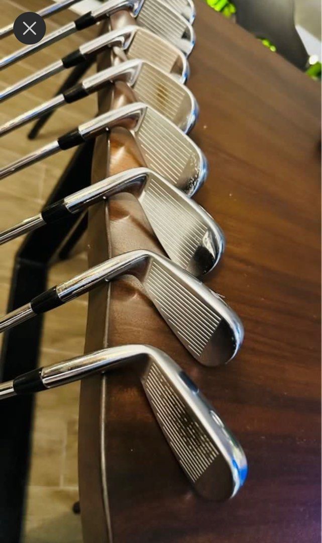 Titleist AP2 712 irons (3-P) with Project X shafts, Sports 