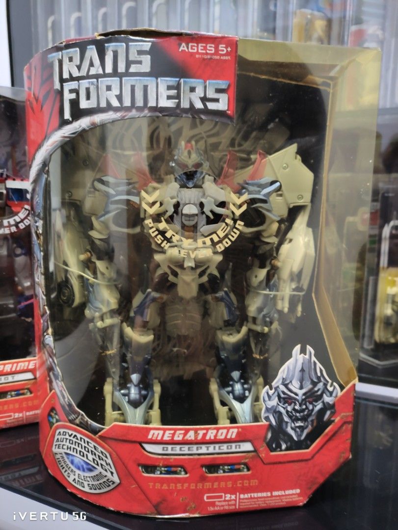 Transformers set (Category: Toy Figures) located in Singapore. Submitted by striker17 (Listing ID 1321017413, Image 3). Description: set of 3 Transformers 1st generation figures including Megatron, Optimus Prime and decepticon Brawl. All bnib in mint and pristine condition. Sold as a set..