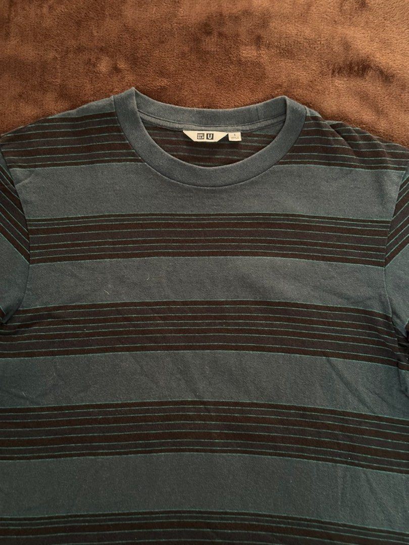 Uniqlo Boxy Stripes Tshirt (Category: Tshirts & Polo Shirts ) located in Tuguegarao City. Submitted by louphi (Listing ID 1321073171, Image 2). Description: Uniqlo Boxy Stripes Tshirt Size Small 18x26 Color rate 9/10 Condition 10/10 No issue.