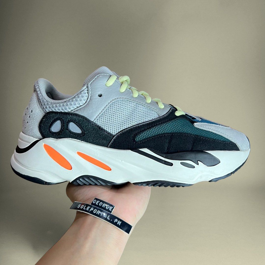 Yeezy 75 waverunner top