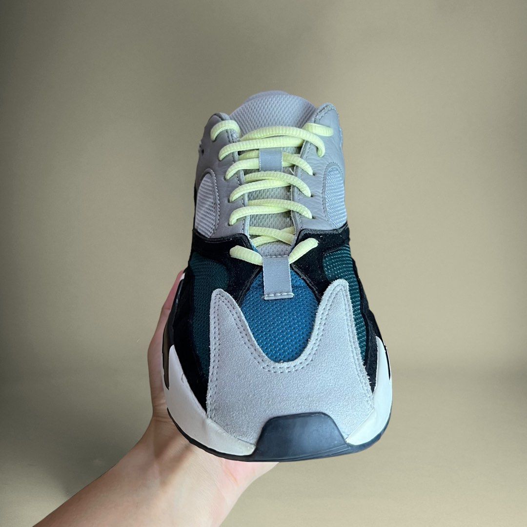 YEEZY 700 WAVERUNNER 7.5US 8.5W Men s Fashion Footwear Sneakers on Carousell