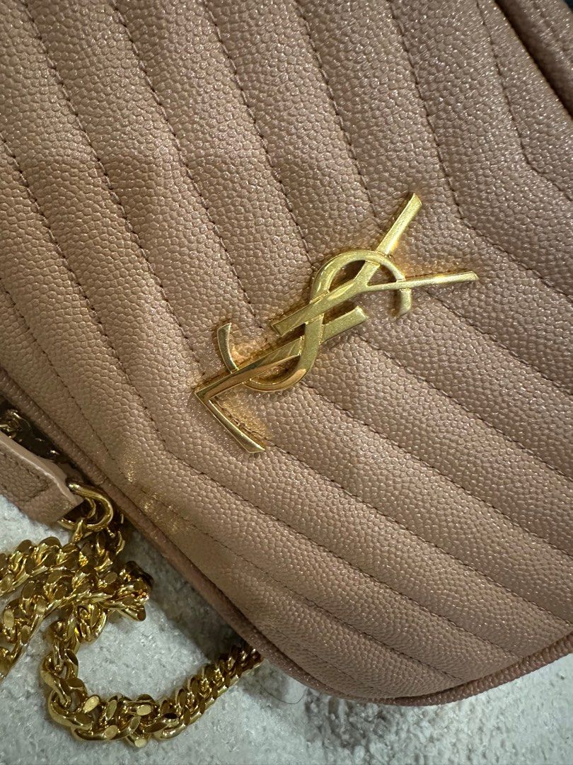 Ysl mini bag (Category: Luxury Bags & Wallets) located in Zamboanga. Submitted by joysl_ph (Listing ID 1321073152, Image 2). Description: Never used, with box and cards… best for parties with gold chain.