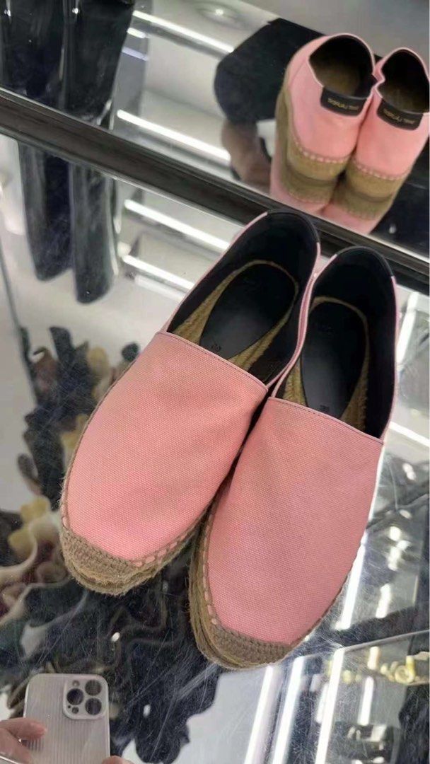 YSL SAINT LAURENT Espadrilles for women, 名牌, 鞋及波鞋- Carousell
