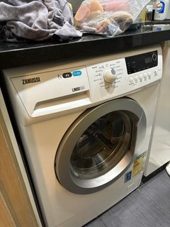 （分類：）位於 。 由 alexisl33 提交（商品編號 1321100396，圖片 1）。簡介： 。