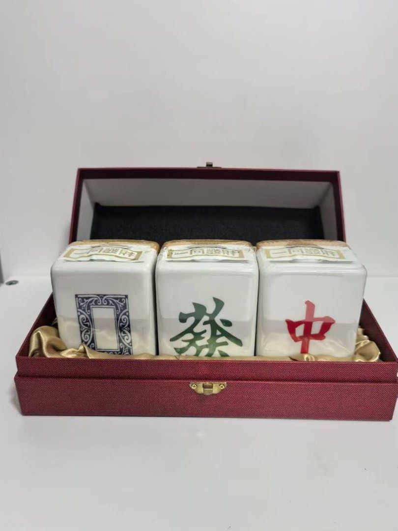 麻雀 牌 大三元 一同發財酒 高粱酒　台湾　未開封 300ml x 3支