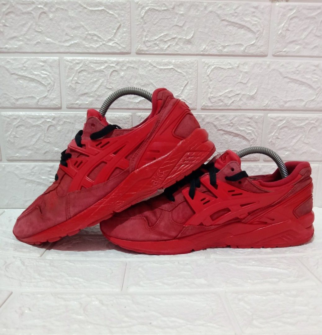 Asics Gel Kayano Triple Red size 42 27cm Fesyen Pria Sepatu Sneakers di Carousell