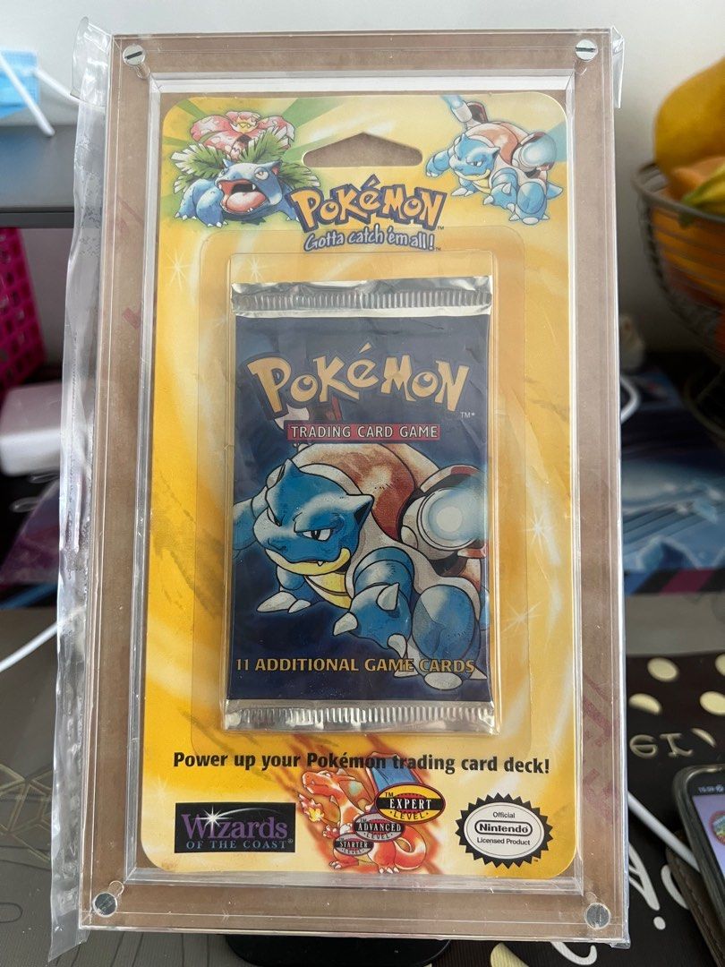 Base Set Pokemon Vintage Blister Pack, Hobbies & Toys, Toys & Games on  Carousell