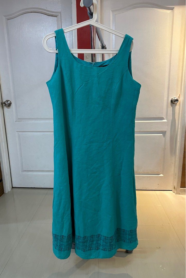 Blue Green Cotton Dress (Category: Dresses) located in Quezon City. Submitted by saintivans (Listing ID 1321258330, Image 1). Description: L: 46 W: 19 Location: Davao City.