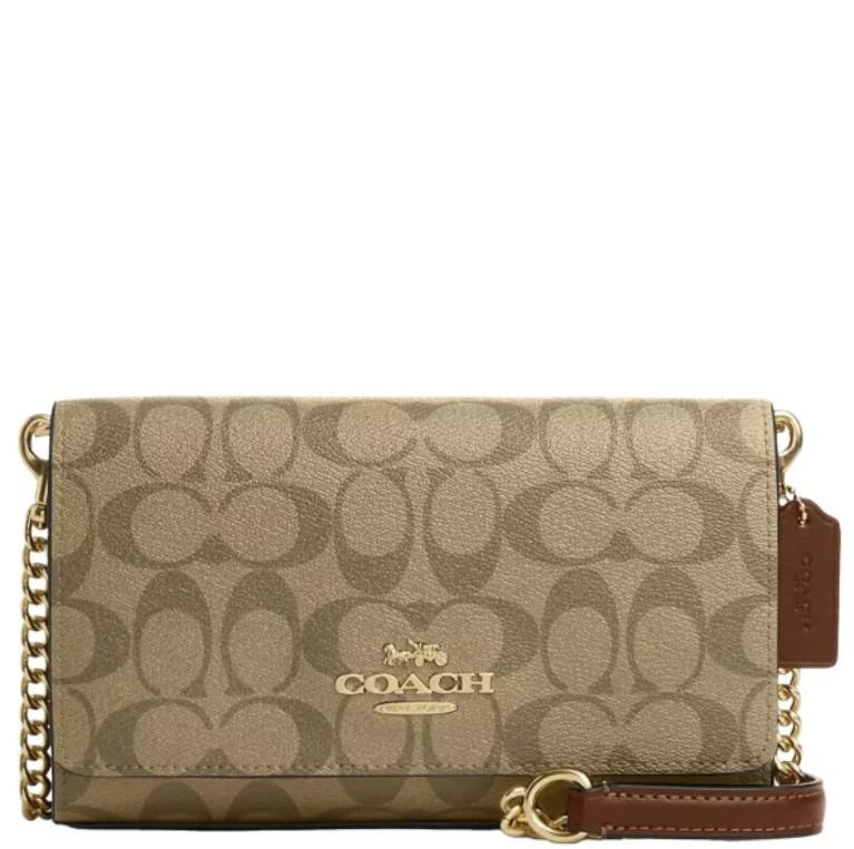 Coach signature clutch hotsell