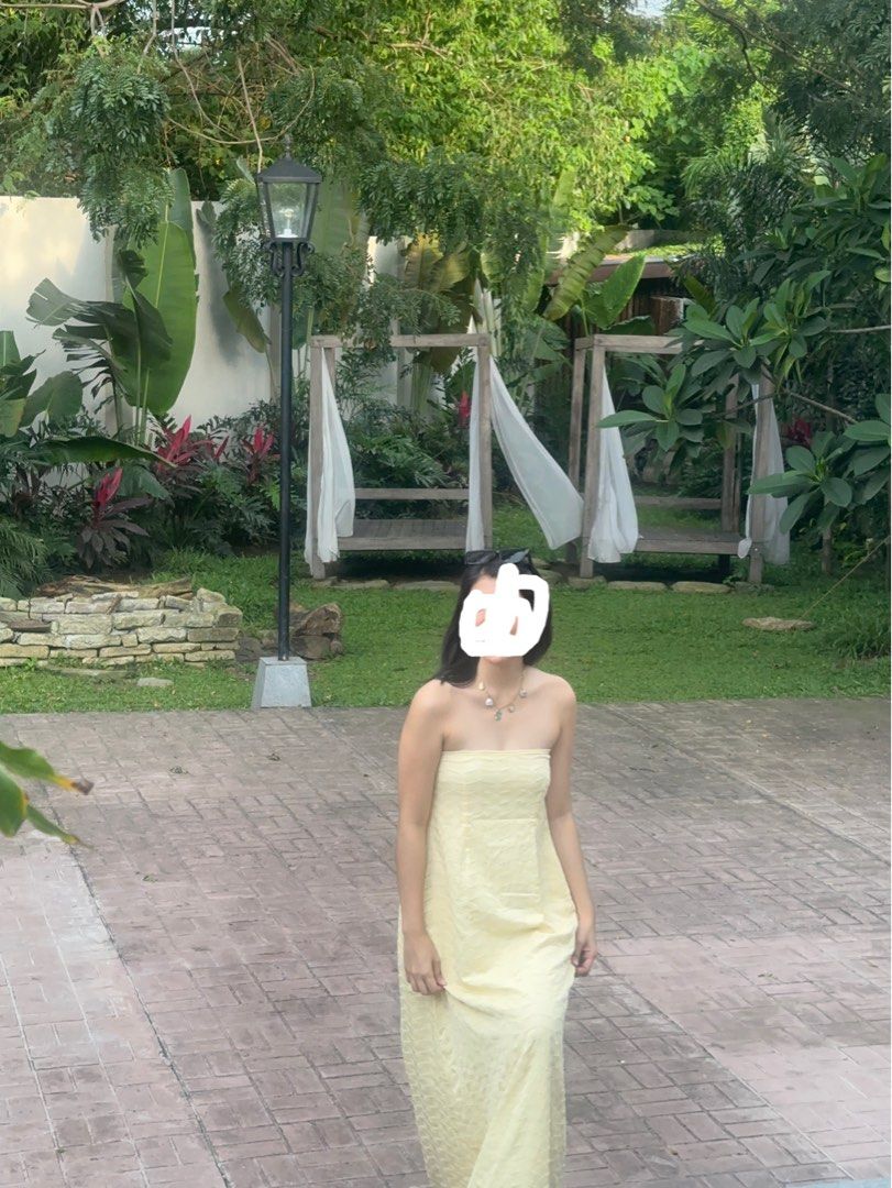 Buttercream maxi dress (Category: Dresses) located in Mandaluyong City. Submitted by tenohthree (Listing ID 1321198225, Image 3). Description: Really flattering buttercream islet dress from guppyph. DRESS HAS POCKETS‼️‼️ Perfect for beach/resort wear. For your reference, i’m 5’6” and my measurements are: Bust 34 Waist 27 Hips 41 .